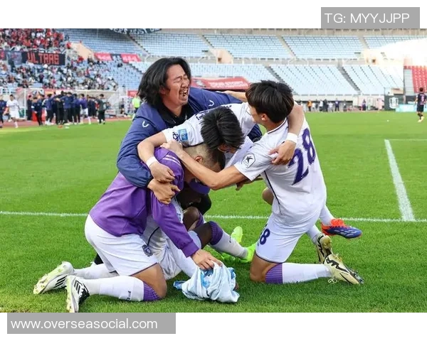 金钟国足球明星的传奇之路与不屈精神的完美结合