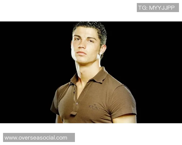 足球场上的魅力与风采足球明星帅哥特辑视频精彩回顾